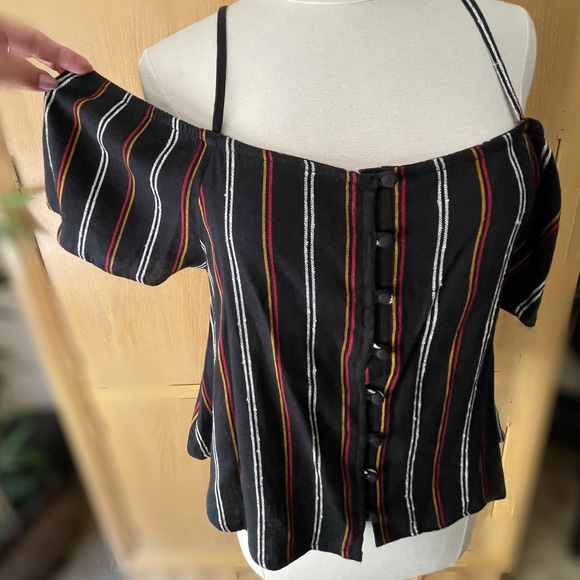 Billabong Tops - NWT - Billabong - cold shoulder, size Large